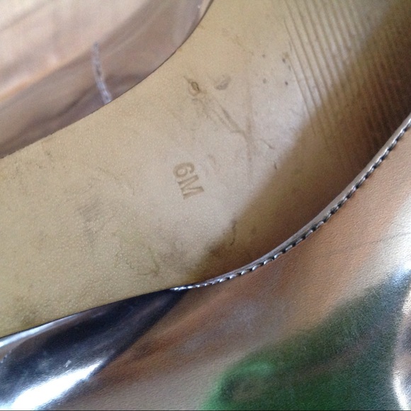 Guess Wedge 6 Silver Patent Leather Peep Toe Pump - Picture 6 of 7